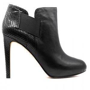 Vince Camuto Black Arianah Leather Ankle Boots